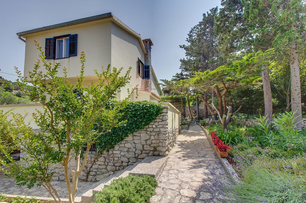 Holiday Home Villa Esperanca Велі-Лошинь Екстер'єр фото